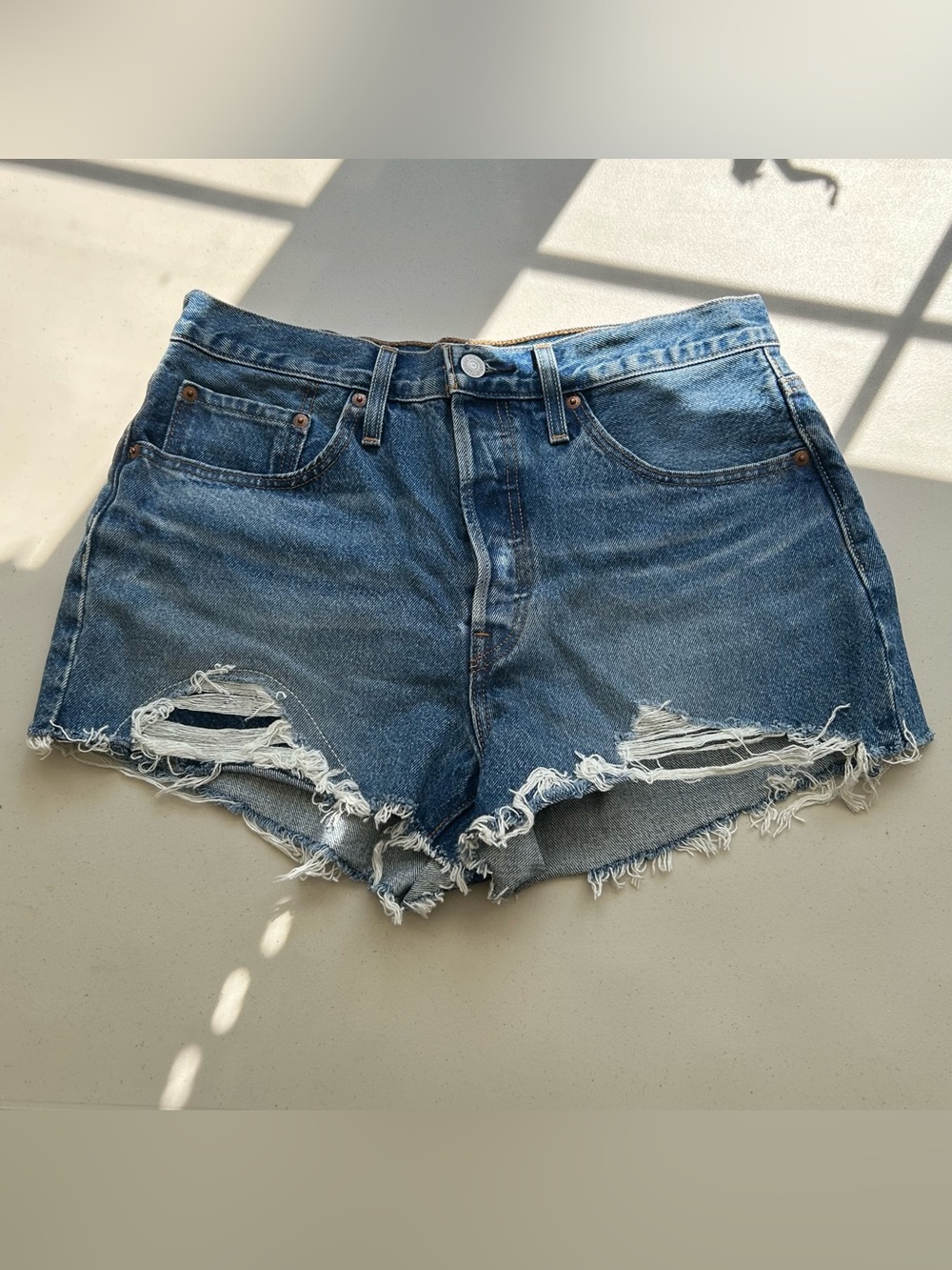 Levi’s 501 Women’s Blue High Rise Denim Cutoff Shorts Size 30 5-Pocket